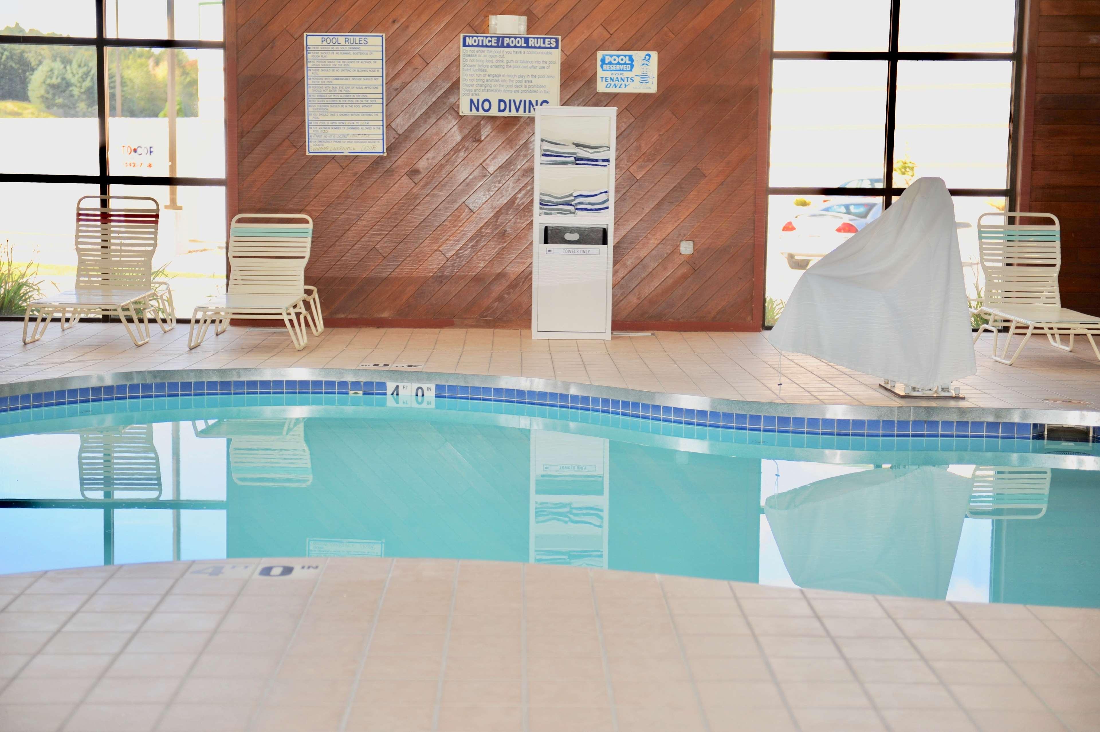 Days Inn & Suites By Wyndham Wausau Buitenkant foto