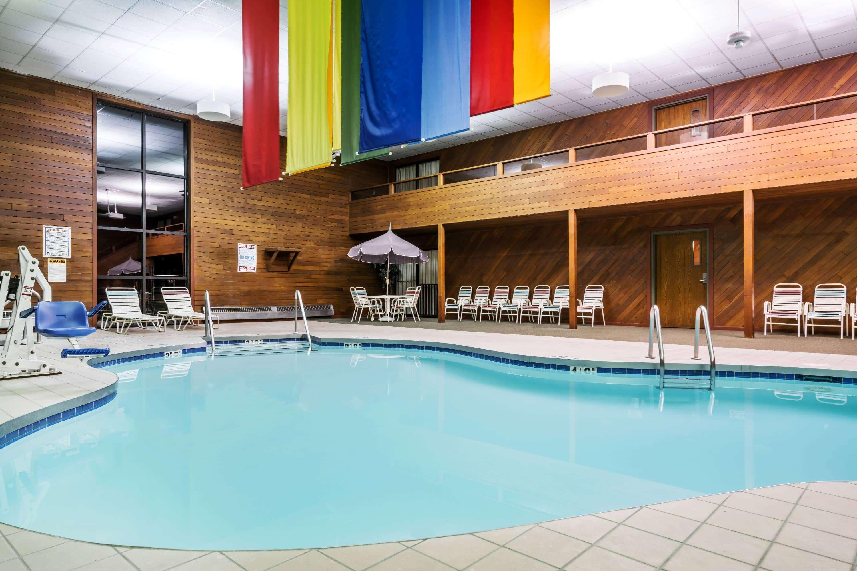 Days Inn & Suites By Wyndham Wausau Buitenkant foto