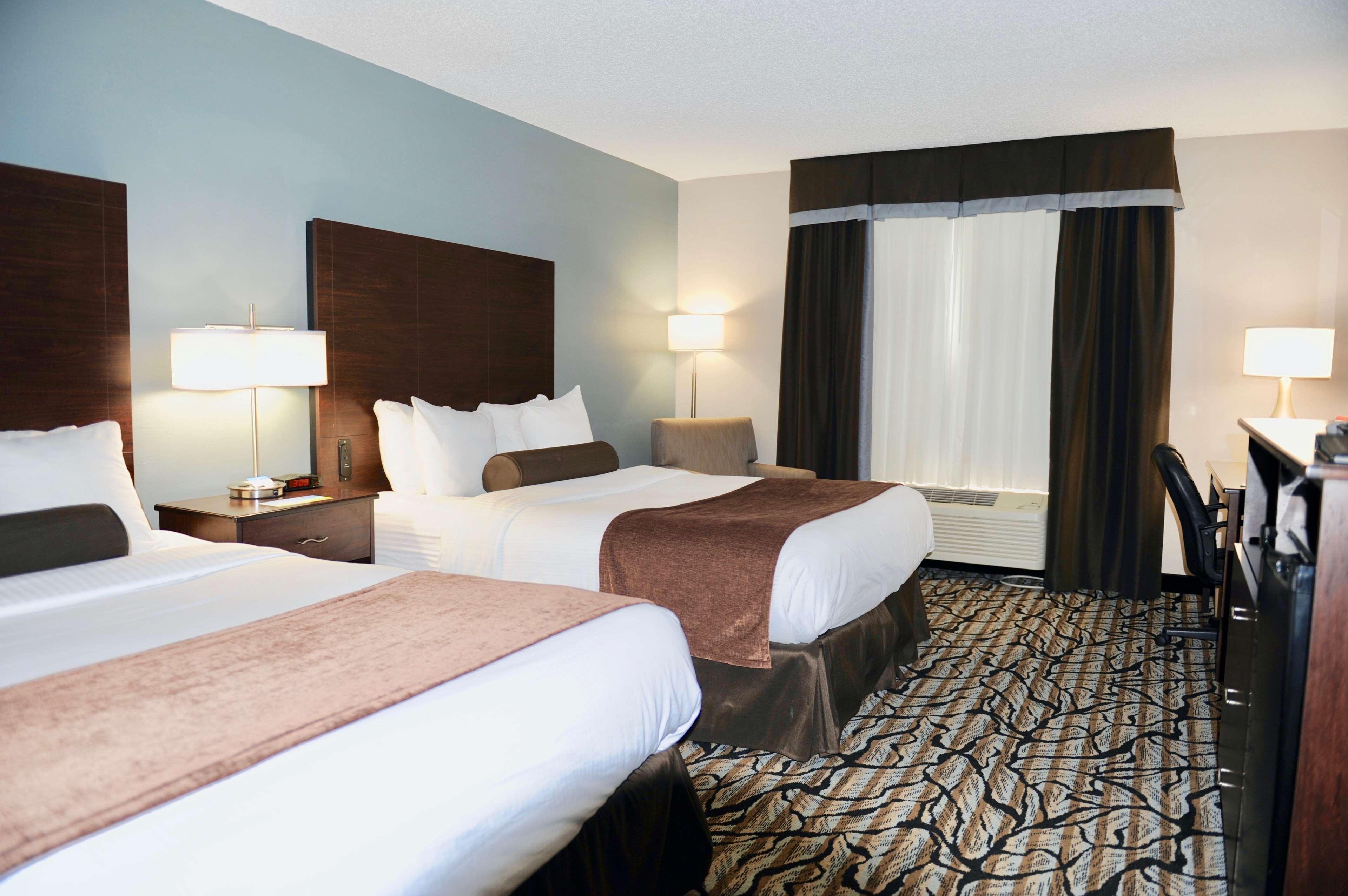 Days Inn & Suites By Wyndham Wausau Buitenkant foto
